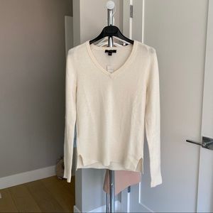 100% cashmere sweater cream white Ann Taylor